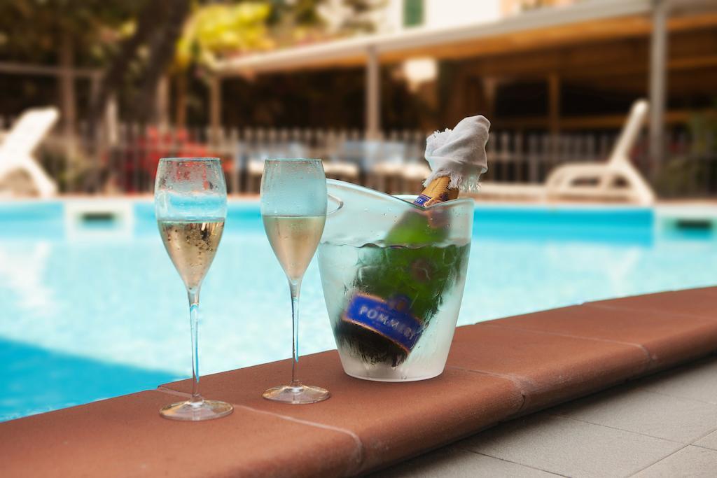 Hotel Splendid Mare Laigueglia Luaran gambar