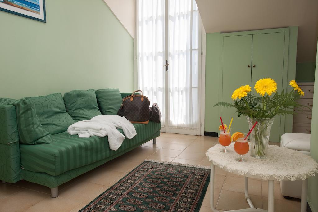 Hotel Splendid Mare Laigueglia Luaran gambar