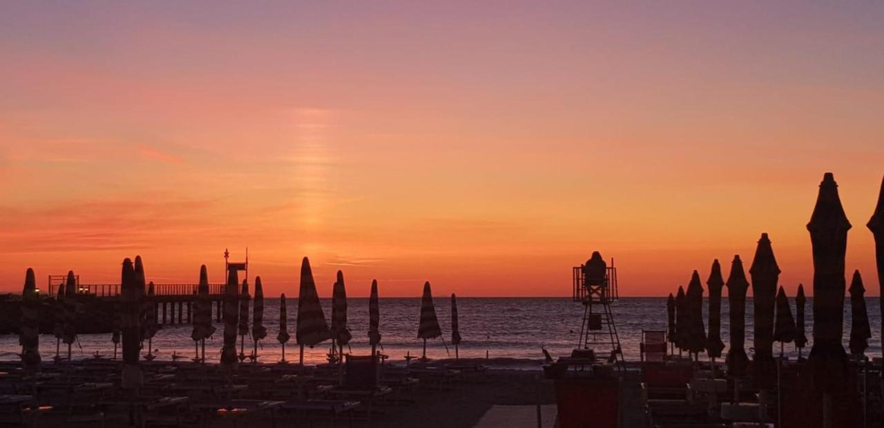 Hotel Splendid Mare Laigueglia Luaran gambar